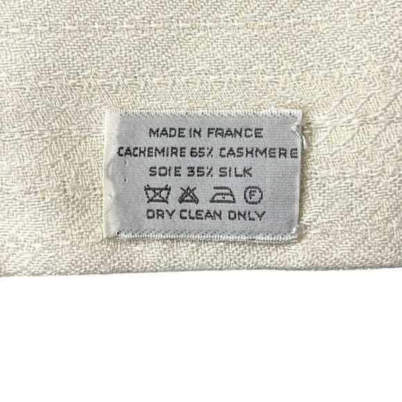 HERMES Authentic Cream Silk Scarf